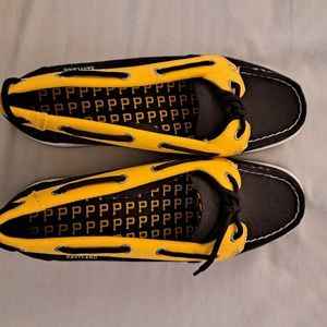 Eastland Pittsburgh Pirates Women's Dock Shoes